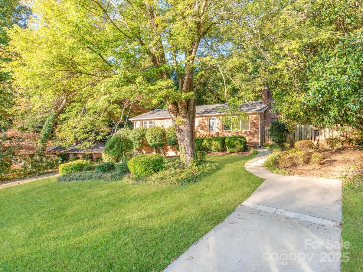 MLS #CAR4315628 image #0