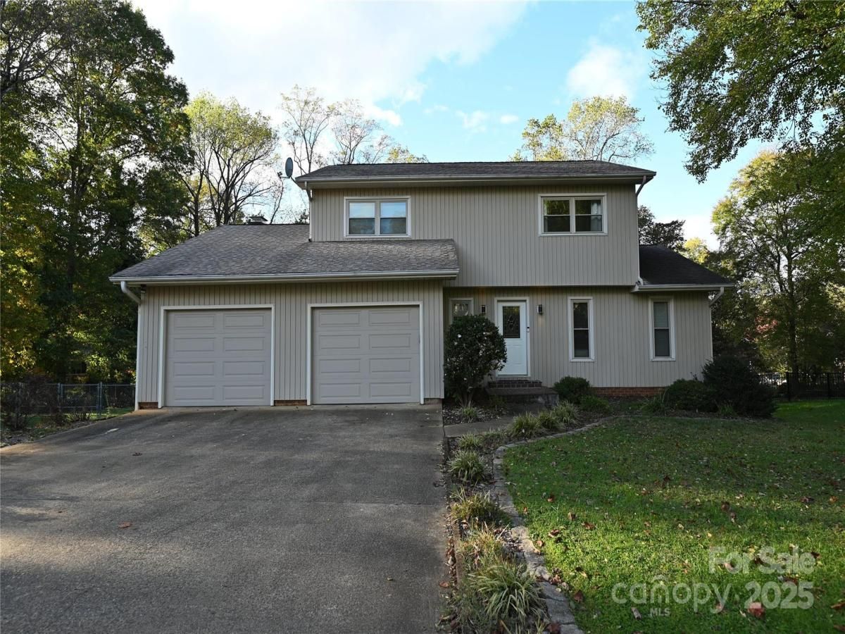 MLS #CAR4315807 image #0