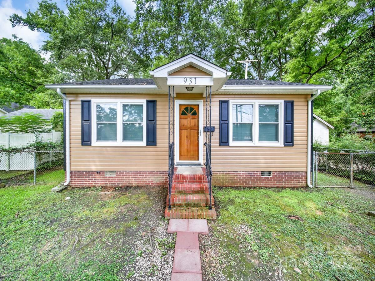 MLS #CAR4315618 image #0