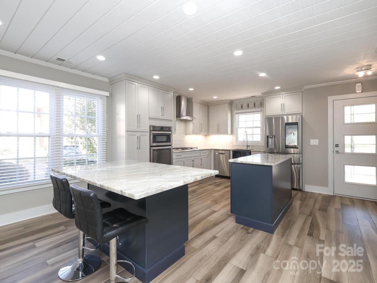 MLS #CAR4316039 image #0