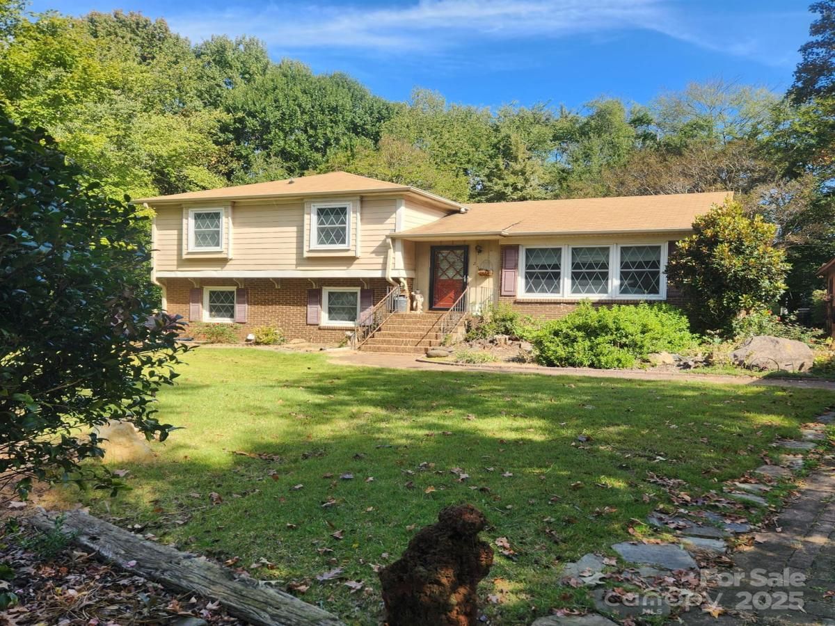 MLS #CAR4316043 image #0