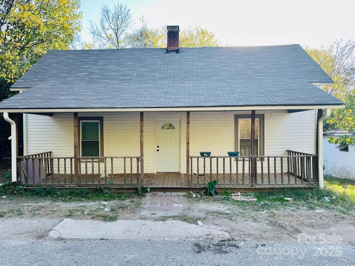 MLS #CAR4316096 image #0