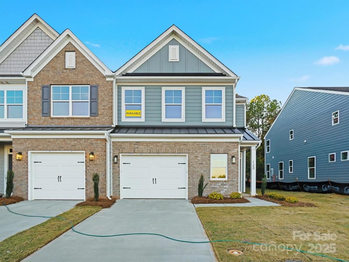 MLS #CAR4316187 image #0