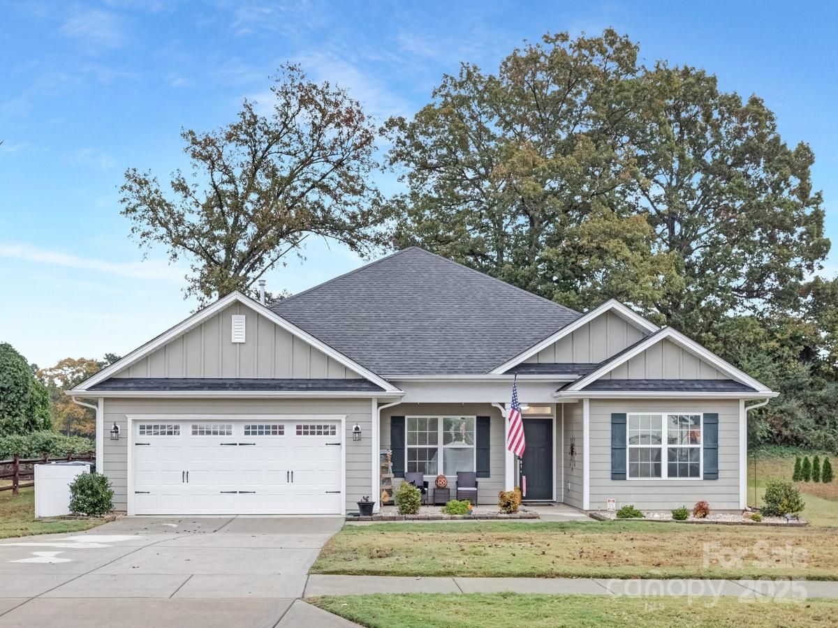 MLS #CAR4316381 image #0