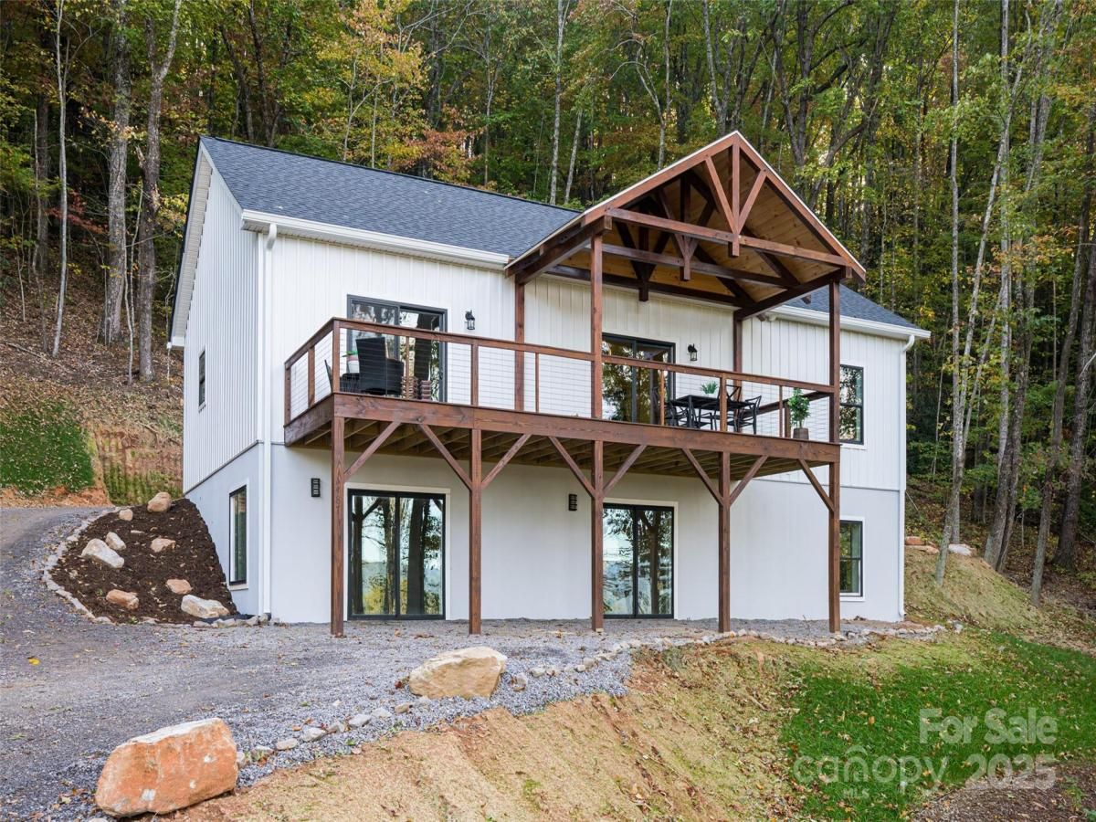 MLS #CAR4316523 image #0