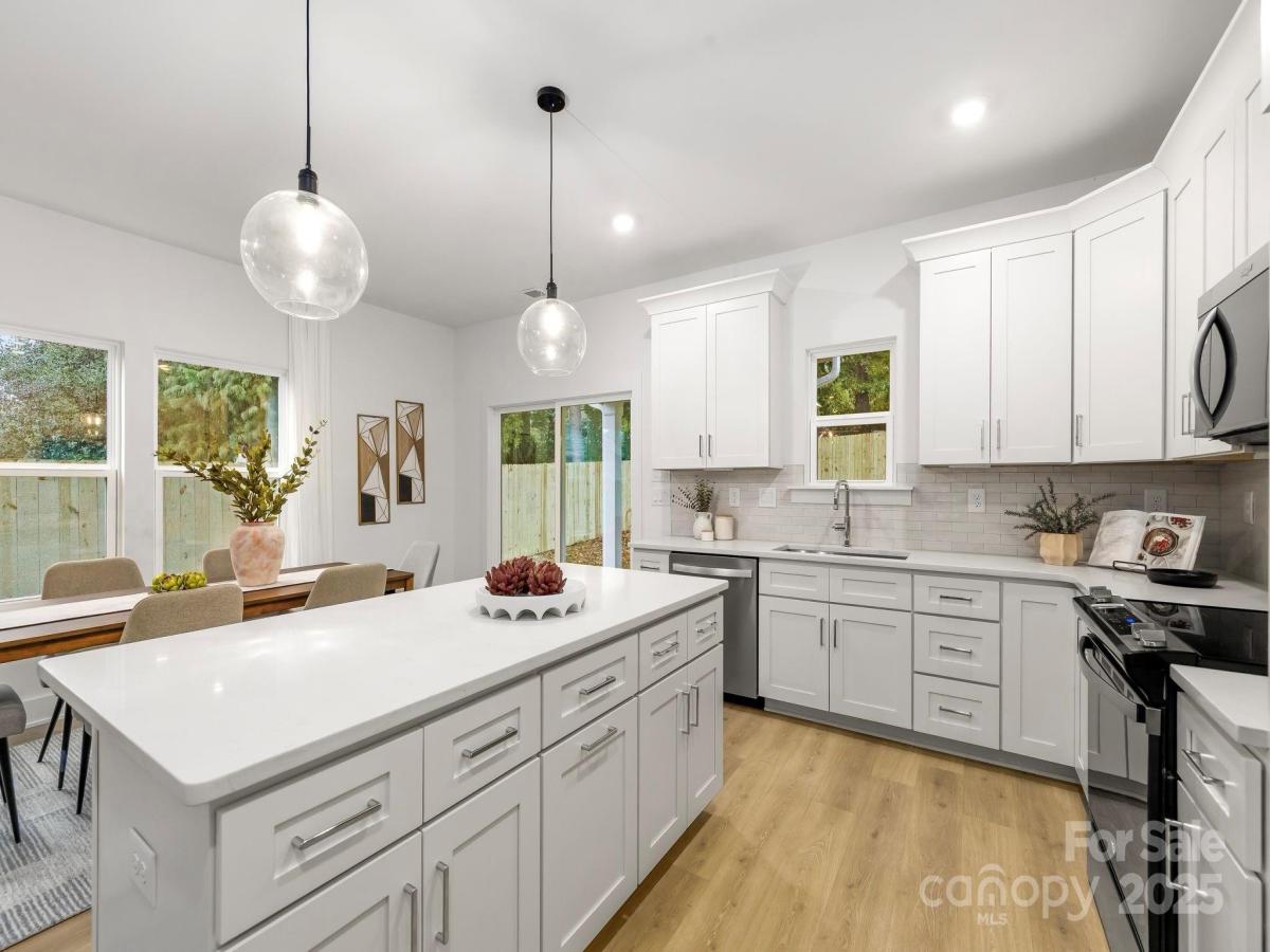 MLS #CAR4316587 image #0