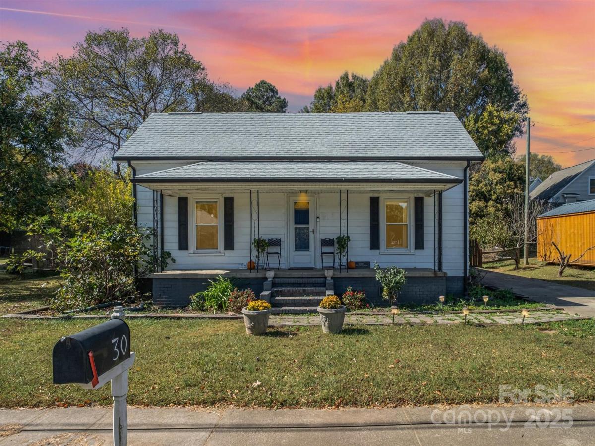 MLS #CAR4316715 image #0