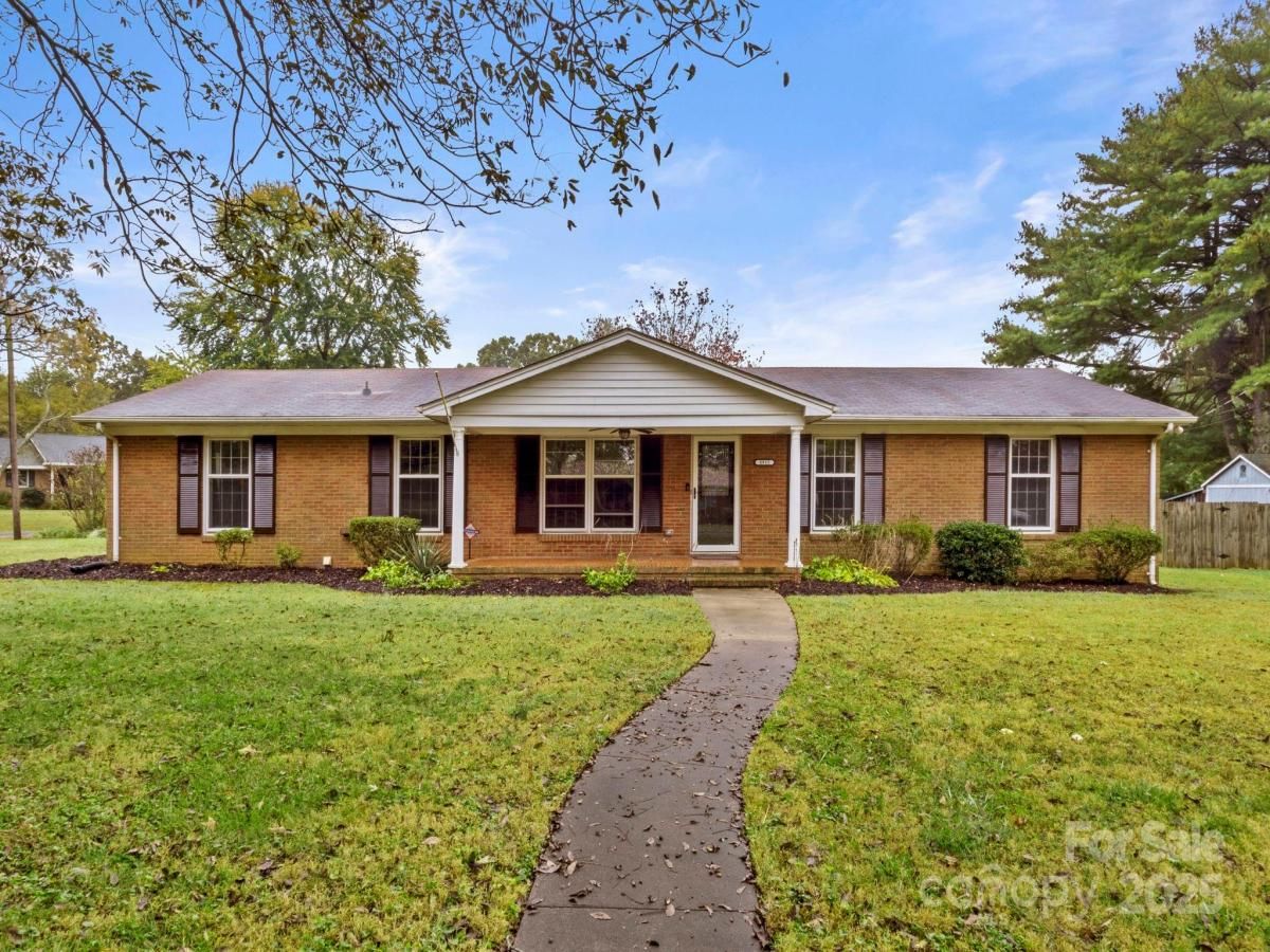 MLS #CAR4316943 image #0