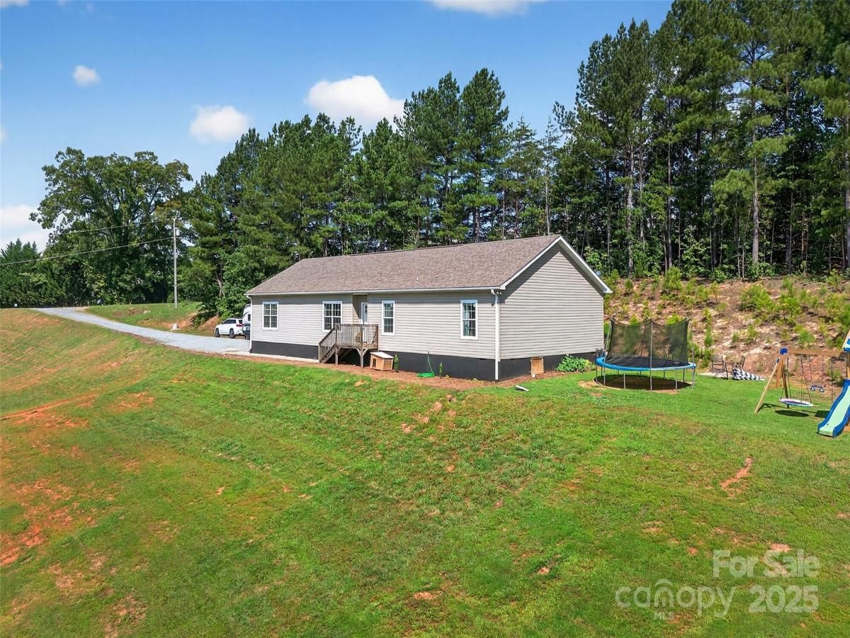 MLS #CAR4316952 image #0