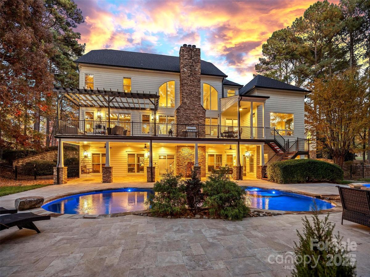 MLS #CAR4317003 image #0