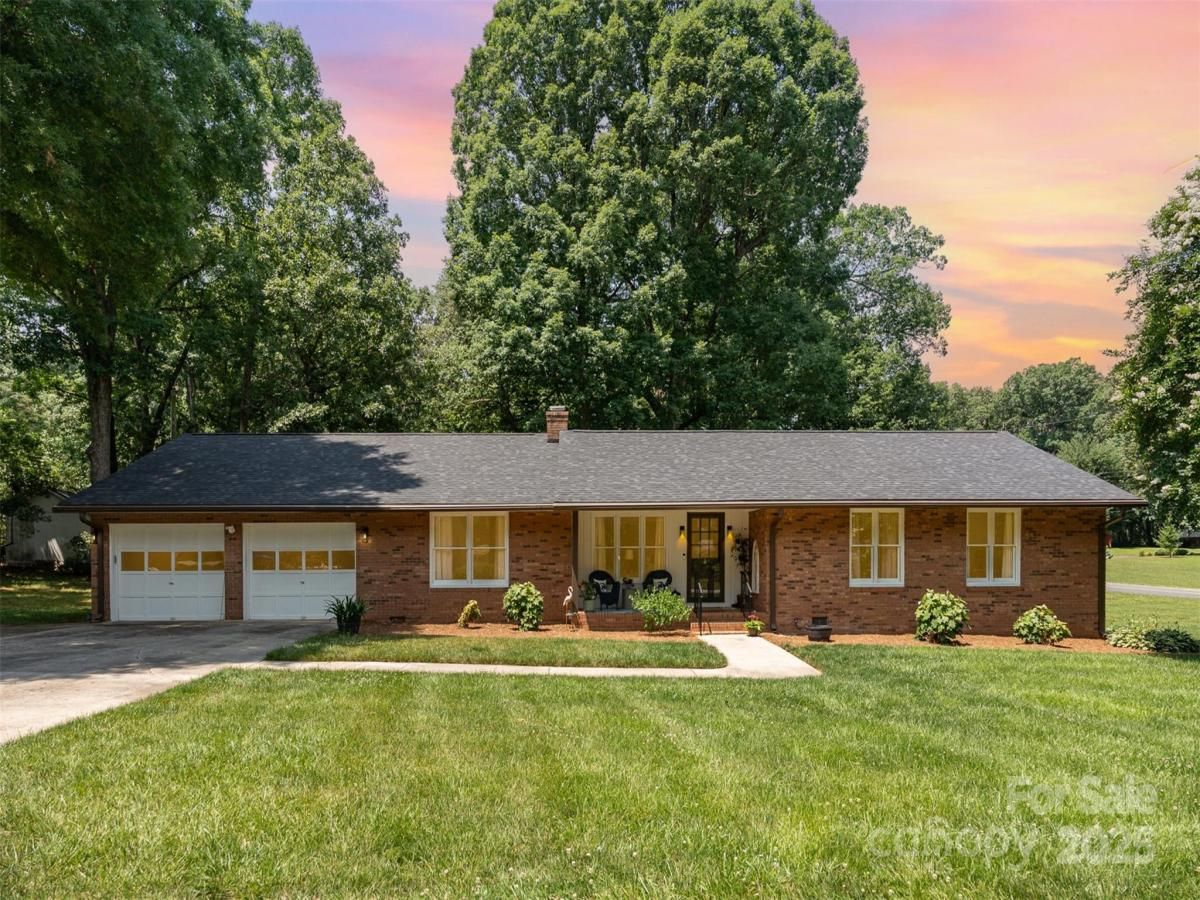 MLS #CAR4317129 image #0