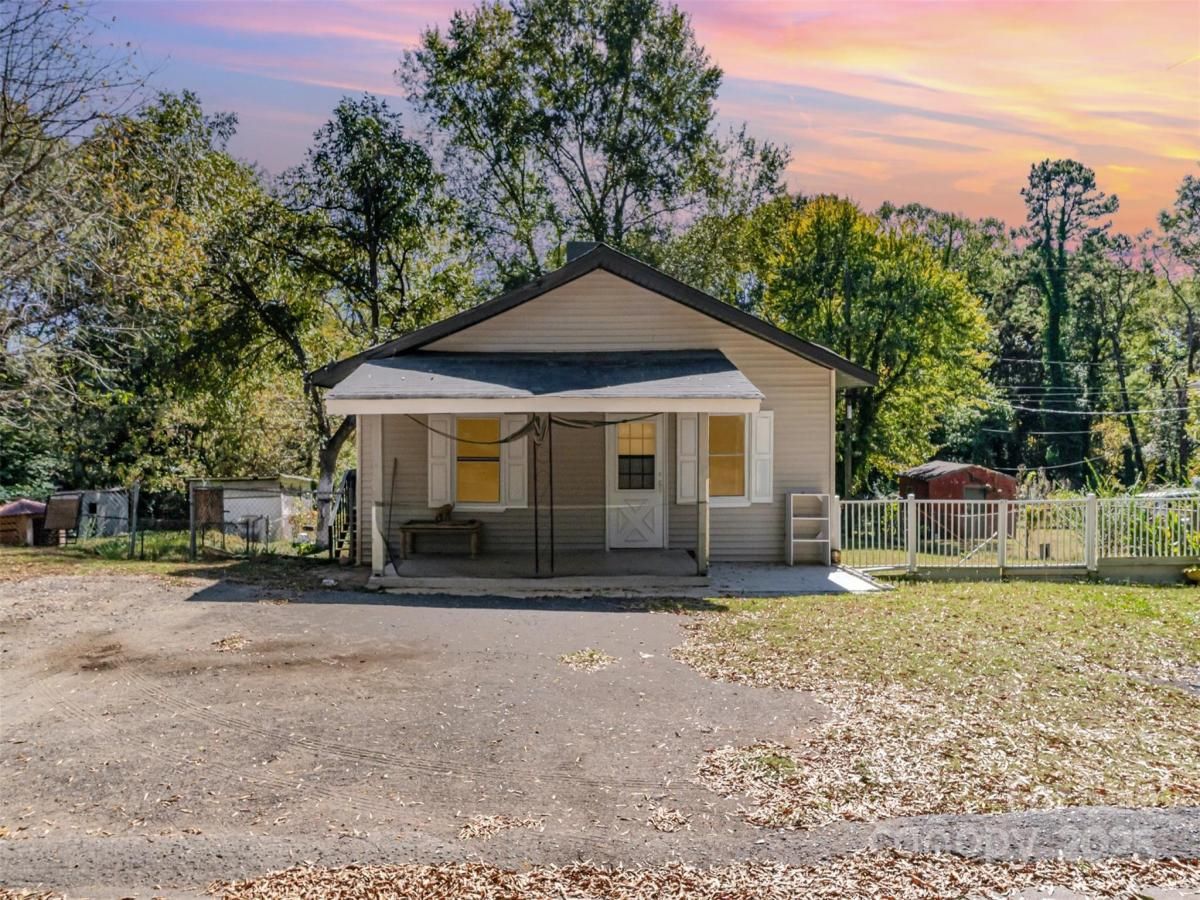 MLS #CAR4317186 image #0