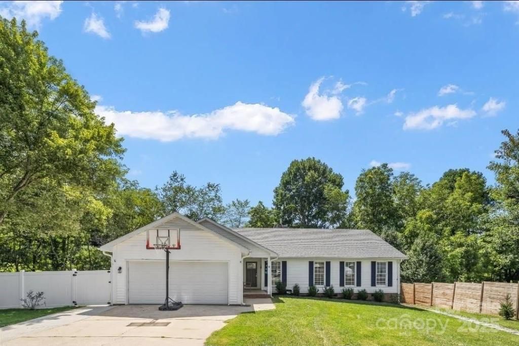 MLS #CAR4317409 image #0