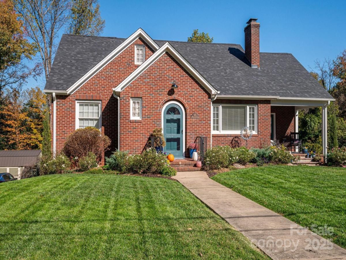 MLS #CAR4317518 image #0