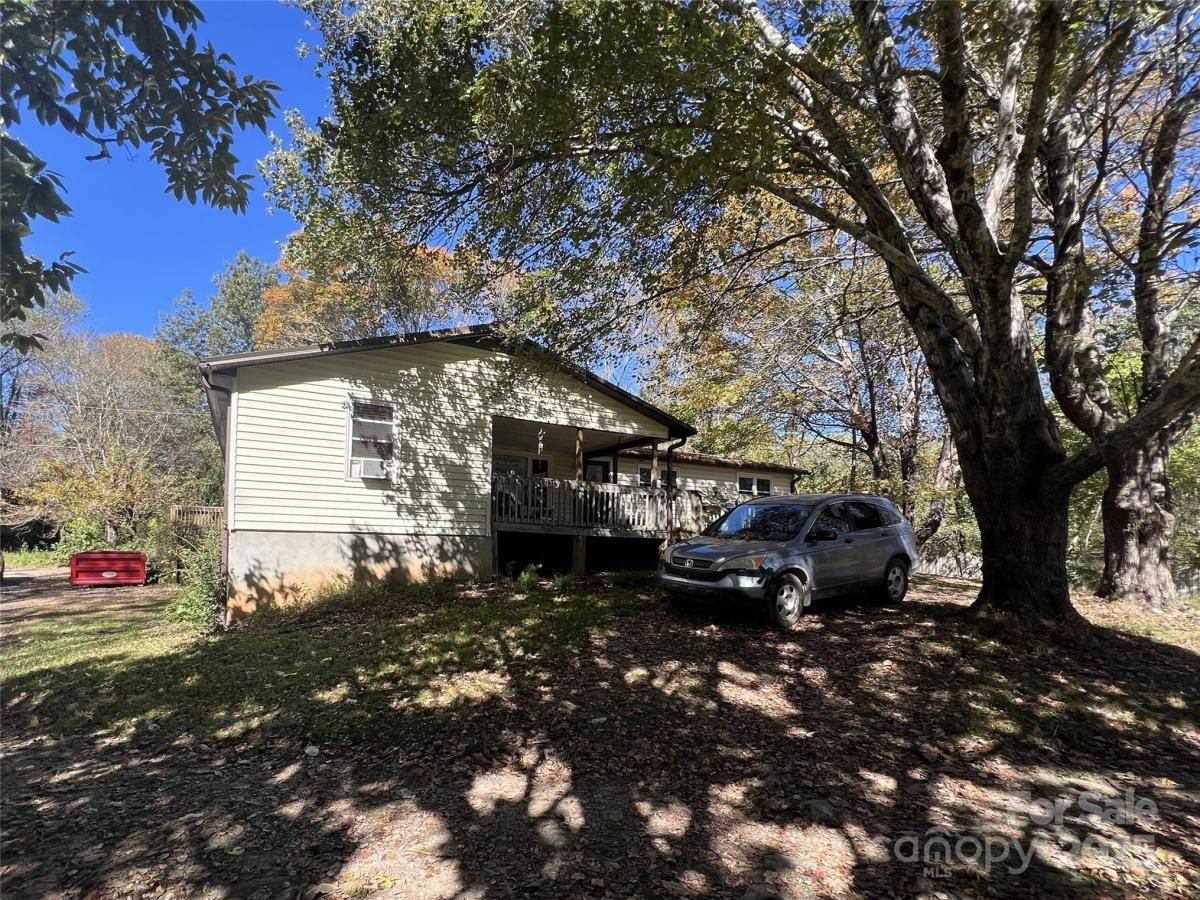 MLS #CAR4317555 image #0