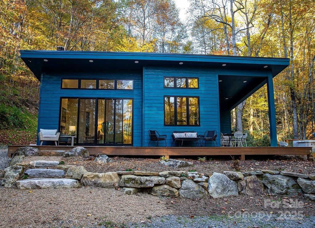 MLS #CAR4317877 image #0