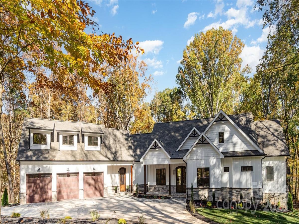 MLS #CAR4317982 image #0