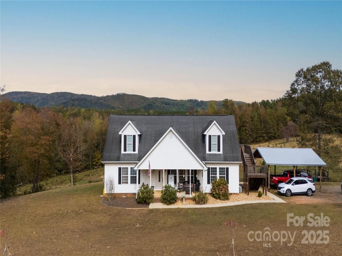 MLS #CAR4318052 image #0