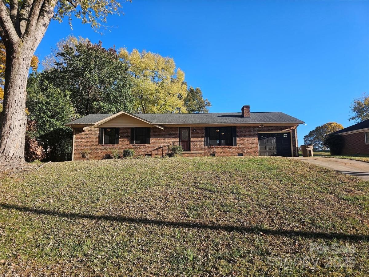 MLS #CAR4318348 image #0