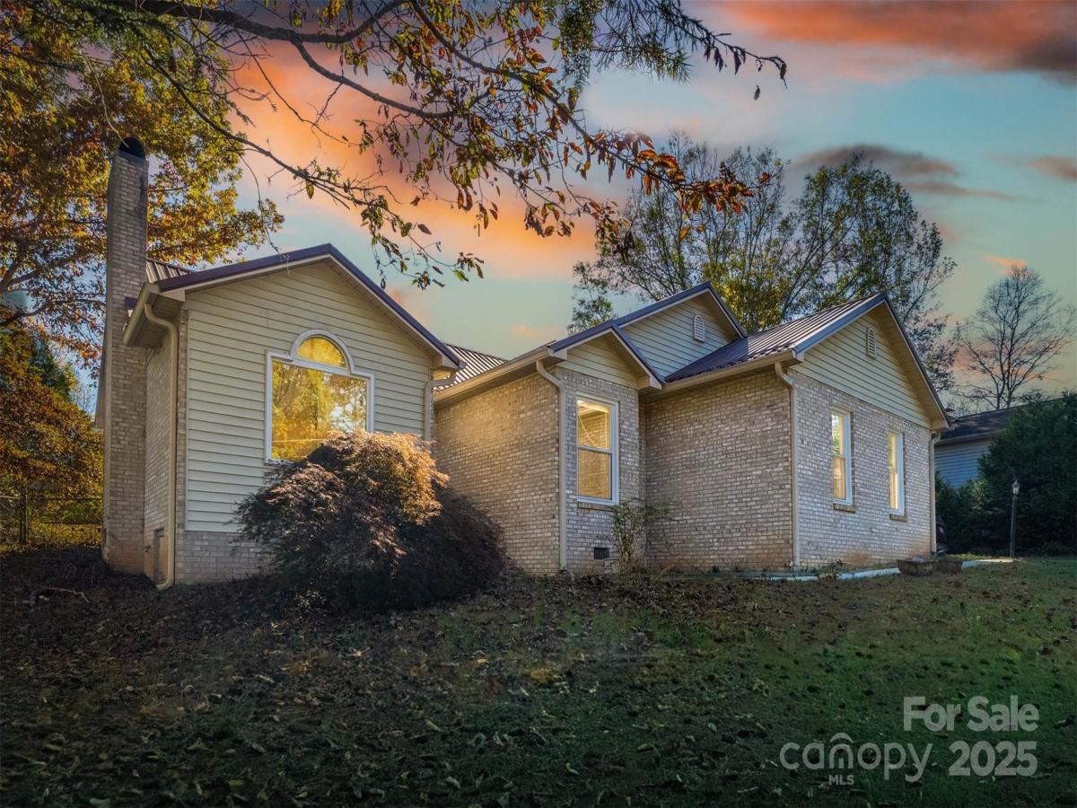 MLS #CAR4318370 image #0