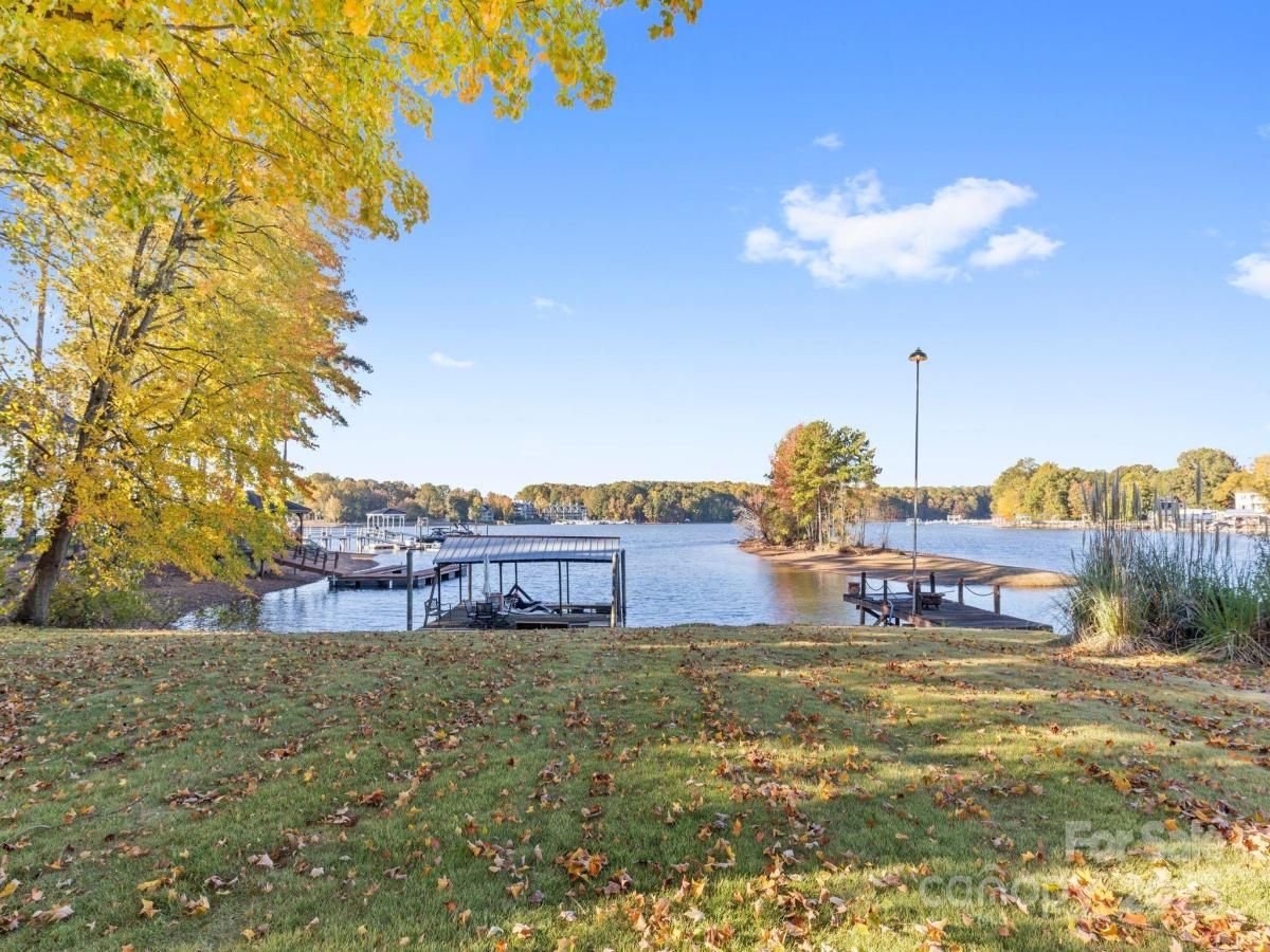 MLS #CAR4318632 image #0