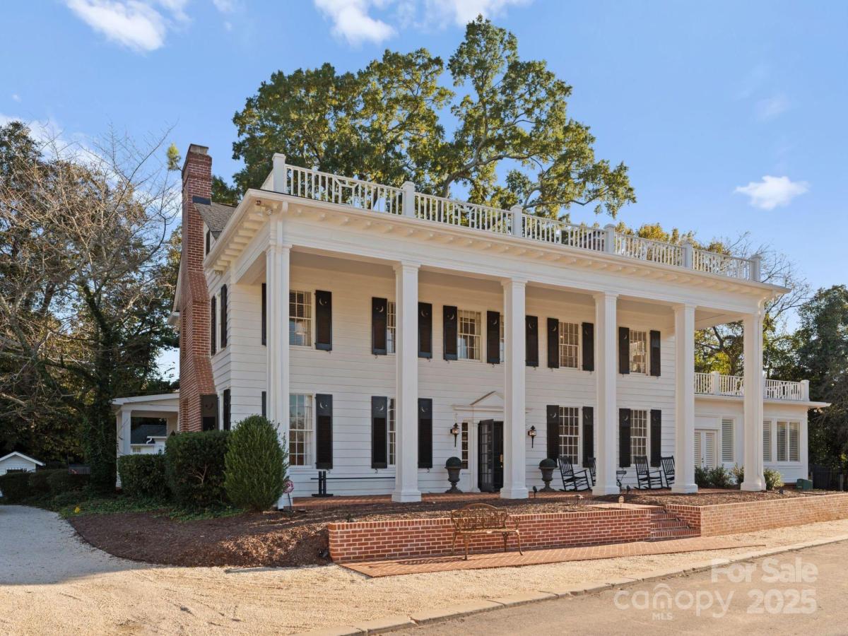 MLS #CAR4318794 image #0