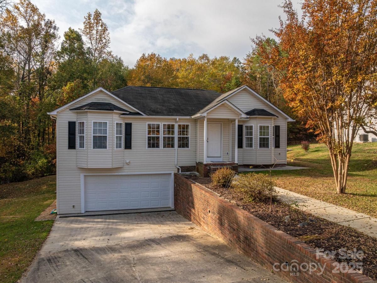 MLS #CAR4319261 image #0