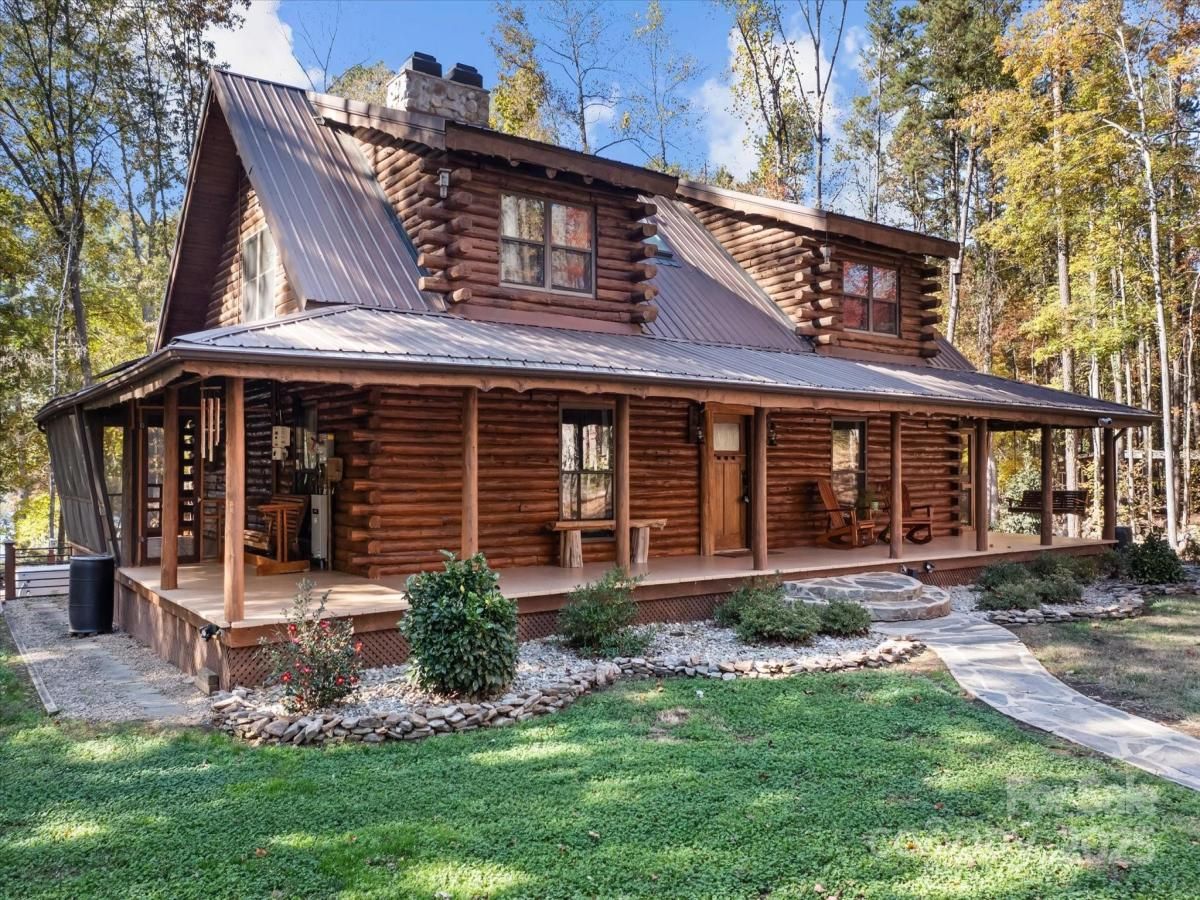 MLS #CAR4319412 image #0