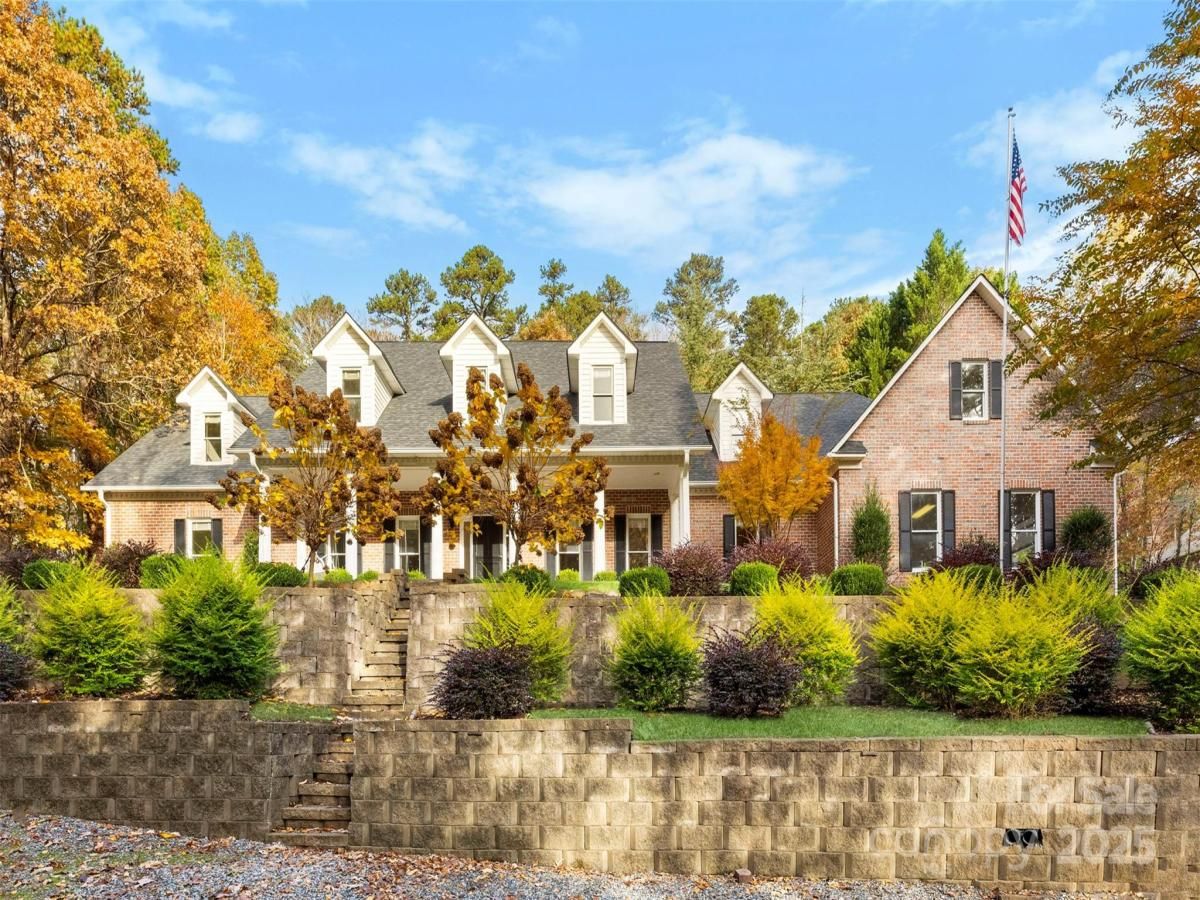 MLS #CAR4319938 image #0