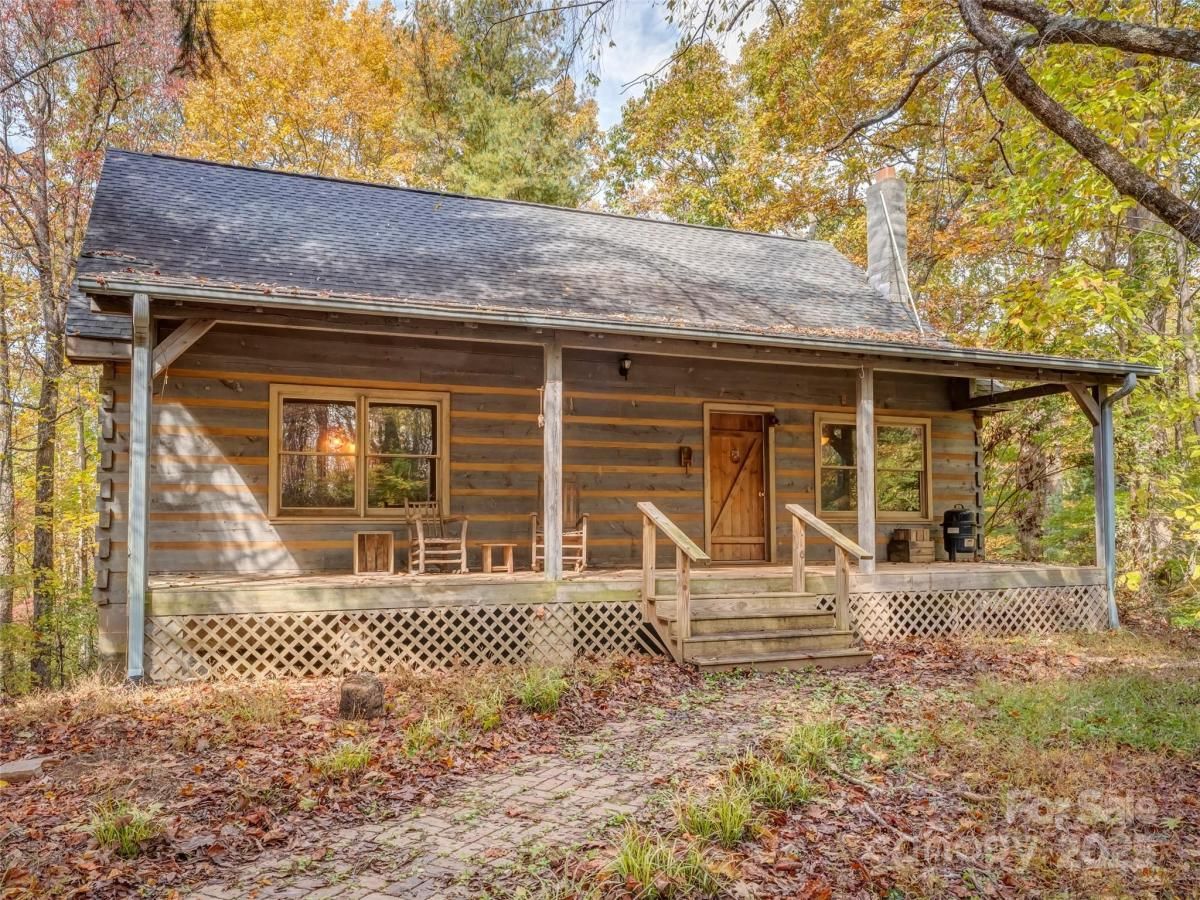 MLS #CAR4320689 image #0