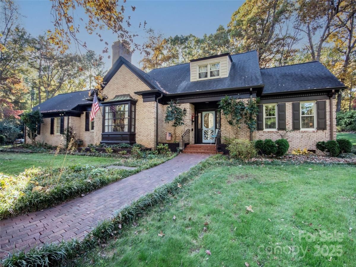 MLS #CAR4321072 image #0