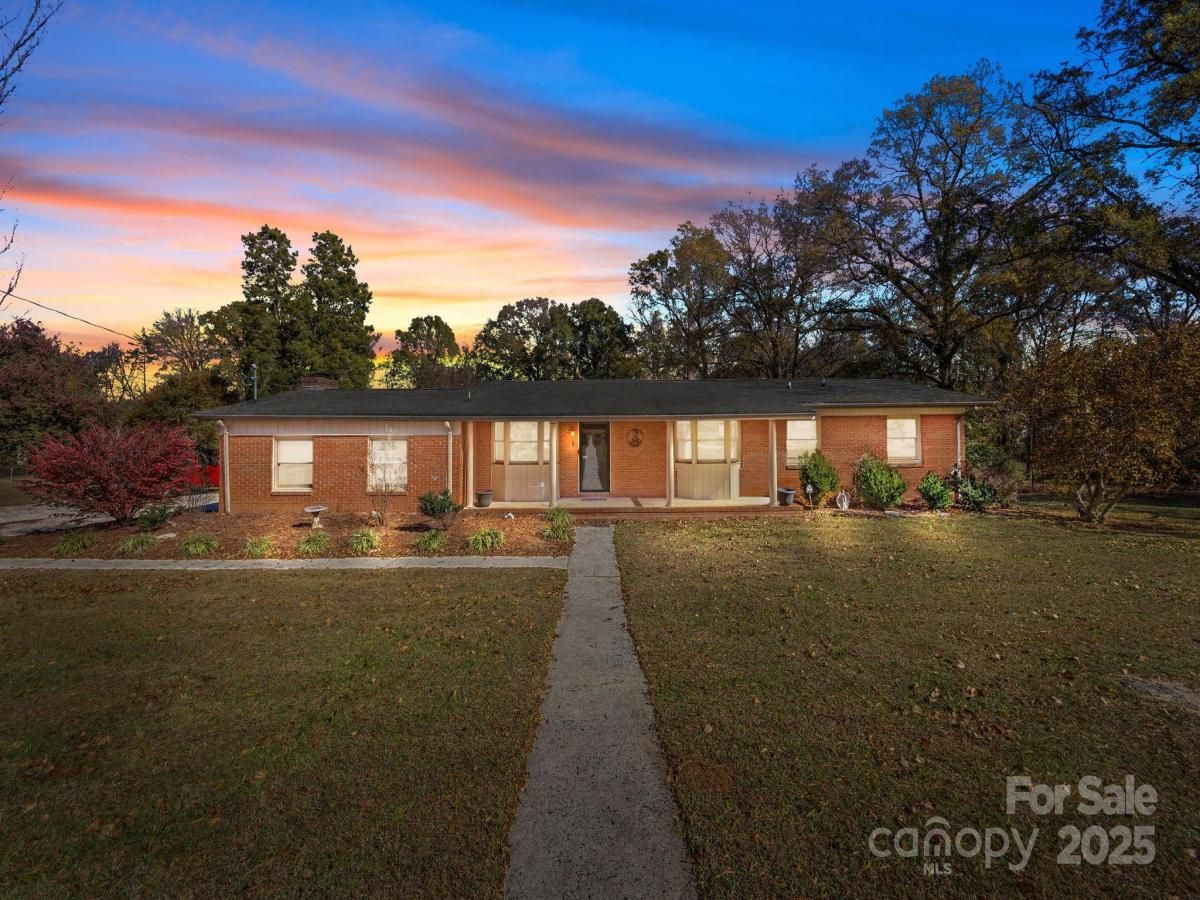 MLS #CAR4321459 image #0