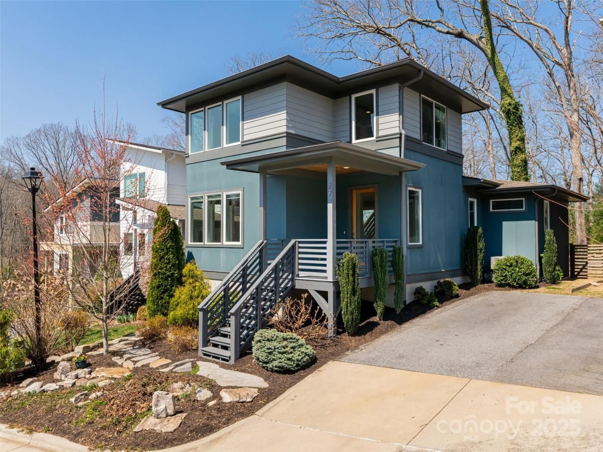 MLS #CAR4321609 image #0