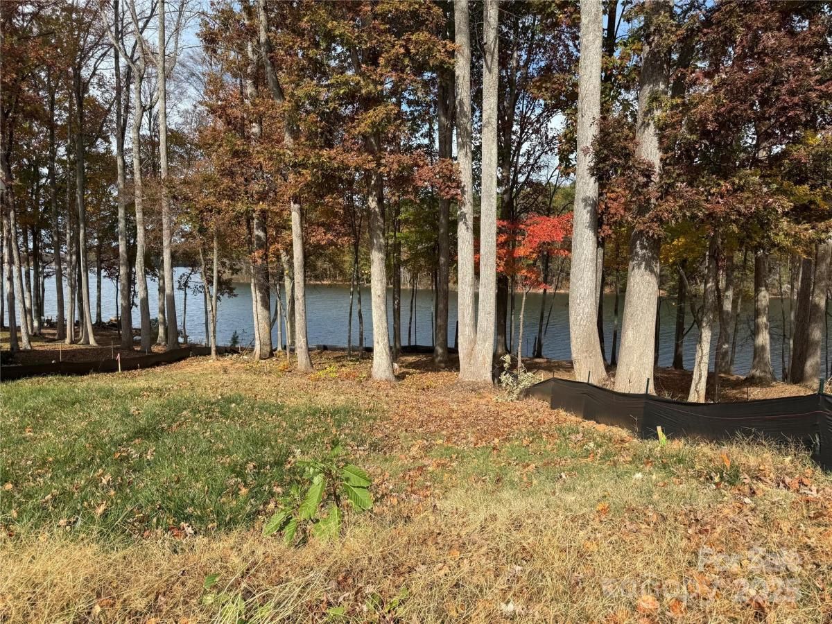 MLS #CAR4321662 image #0