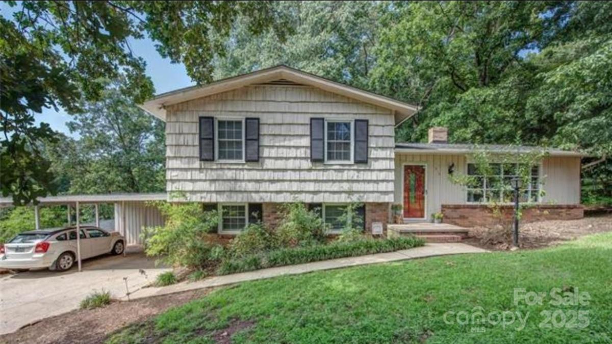 MLS #CAR4322425 image #0