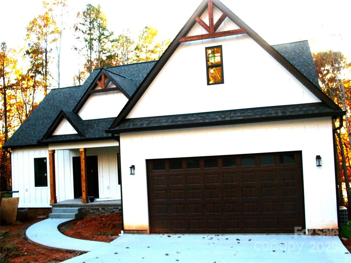 MLS #CAR4322703 image #0