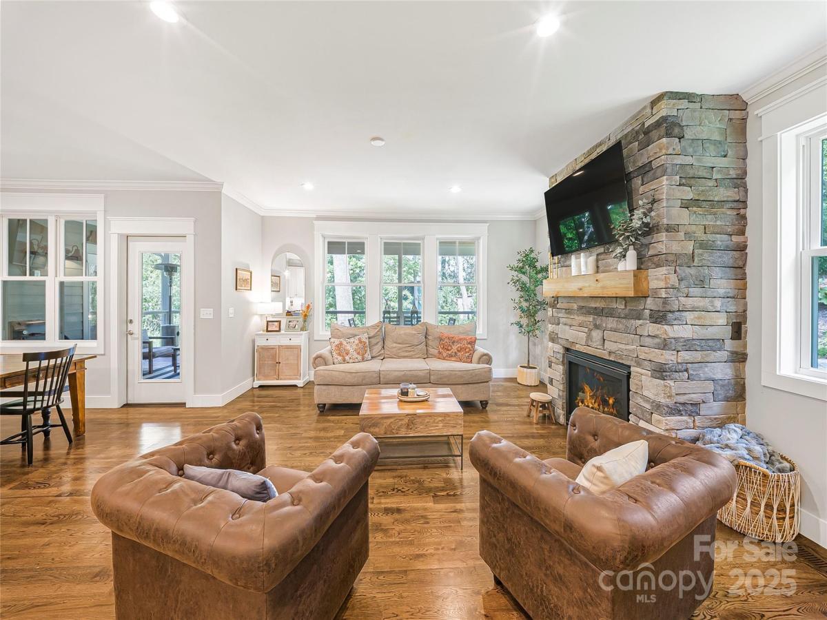 MLS #CAR4322724 image #0