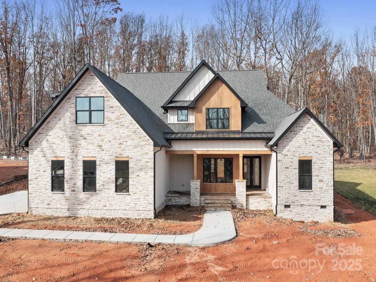 MLS #CAR4323213 image #0