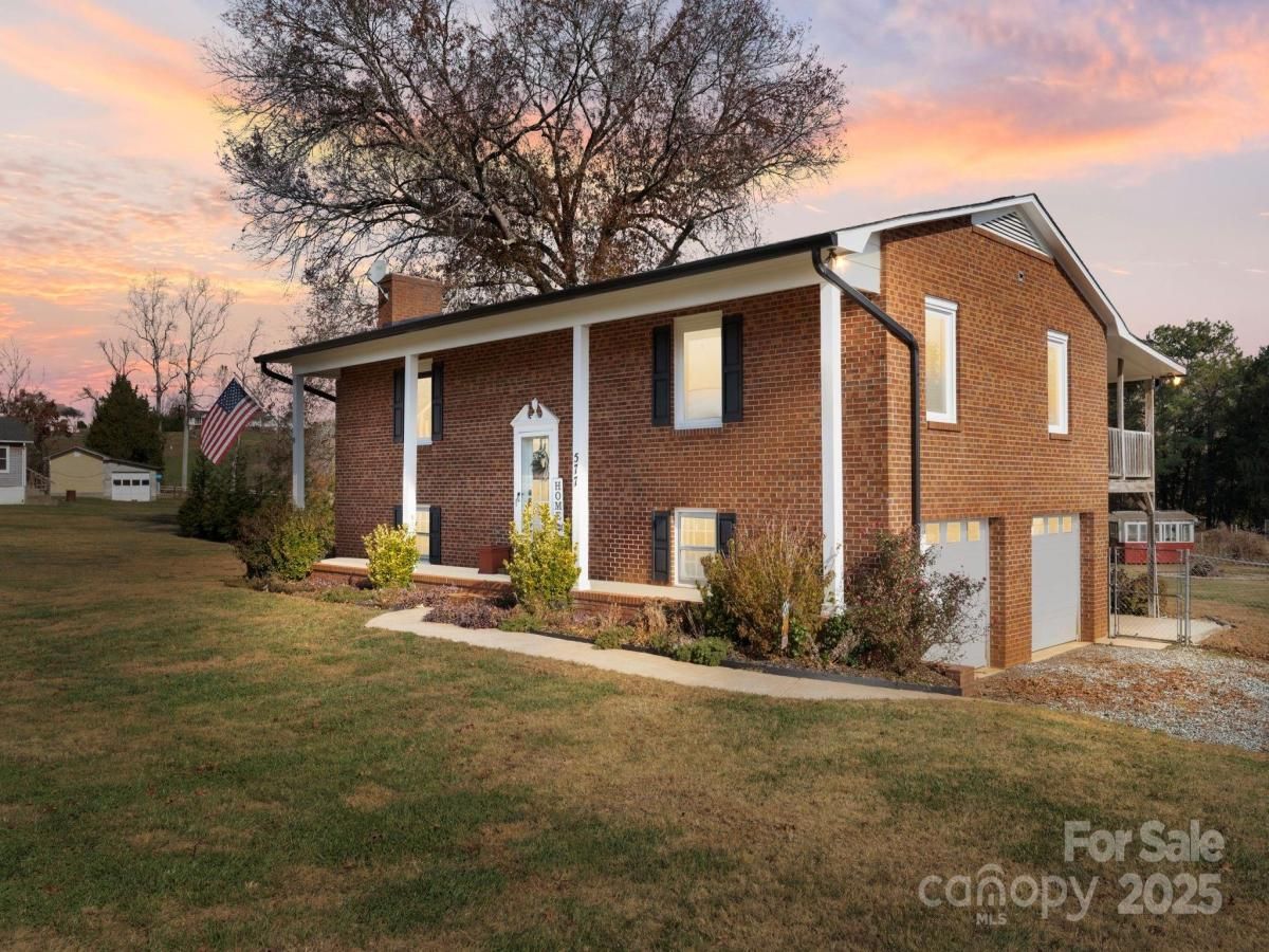 MLS #CAR4323317 image #0