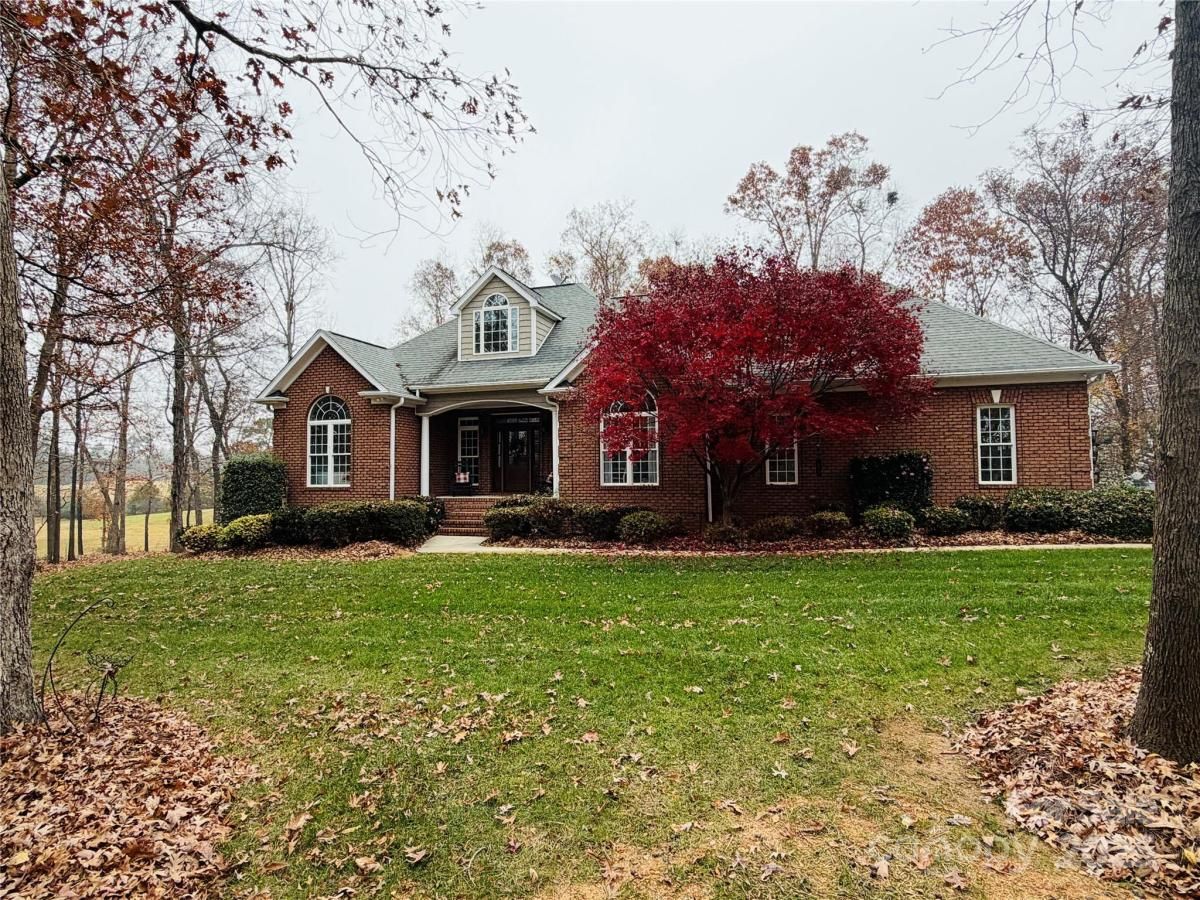 MLS #CAR4324936 image #0