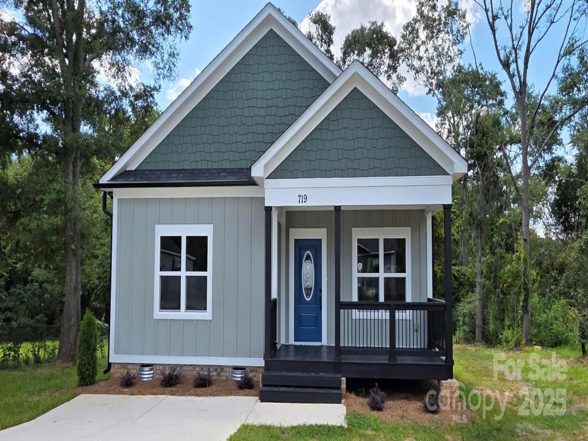 MLS #CAR4325017 image #0