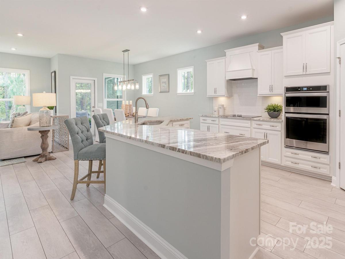 MLS #CAR4325572 image #0