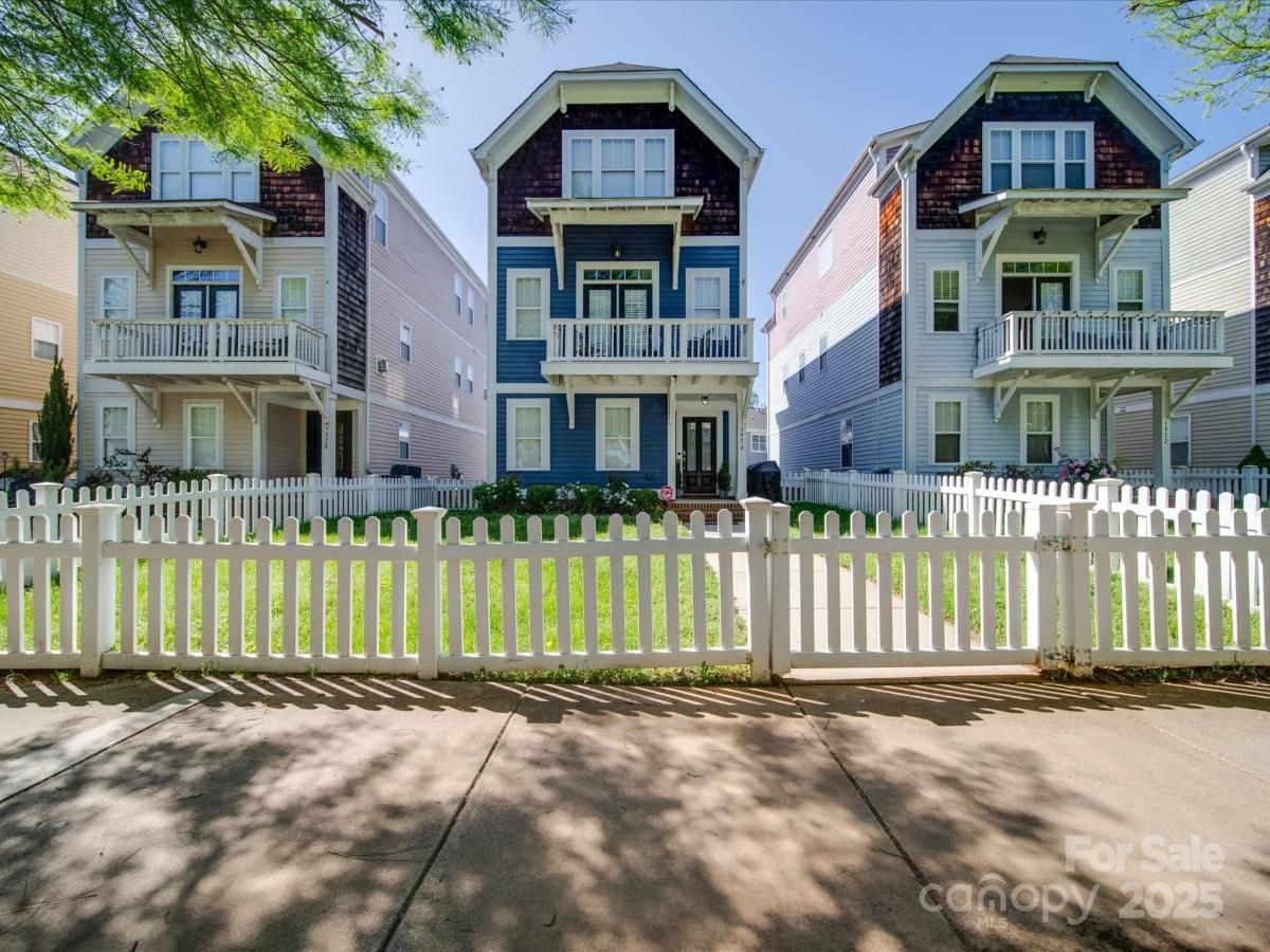 MLS #CAR4326941 image #0