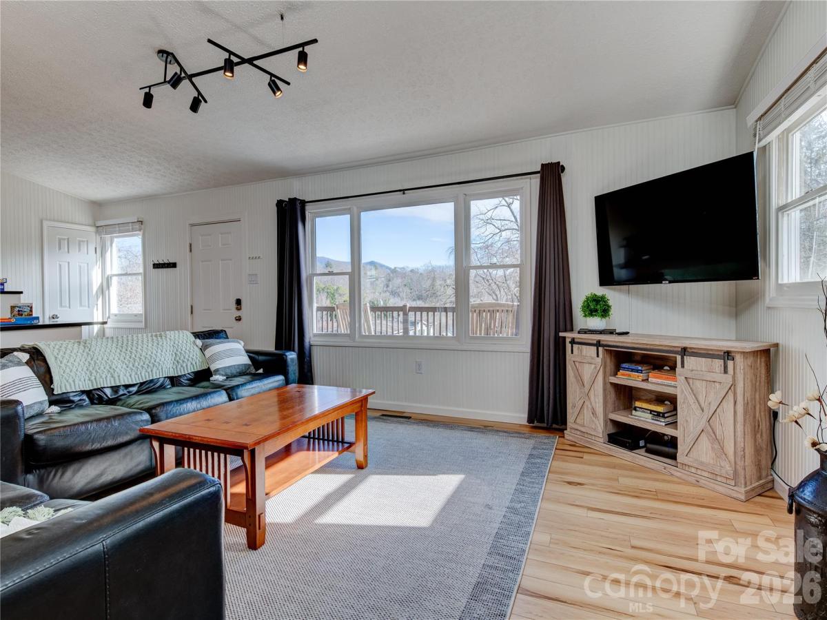 MLS #CAR4375940 image #0