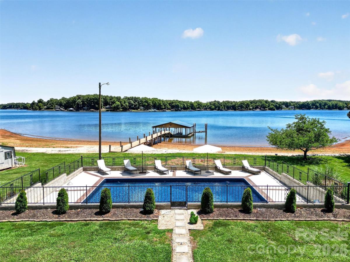 MLS #CAR4390564 image #0