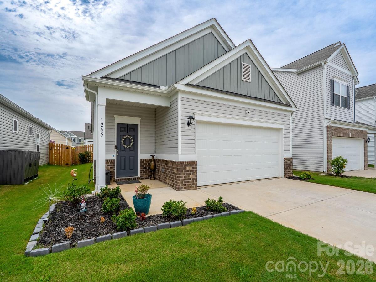 MLS #CAR4410177 image #0