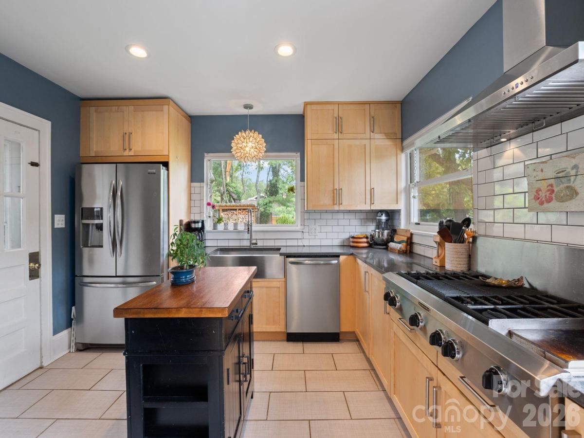 MLS #CAR4420417 image #0