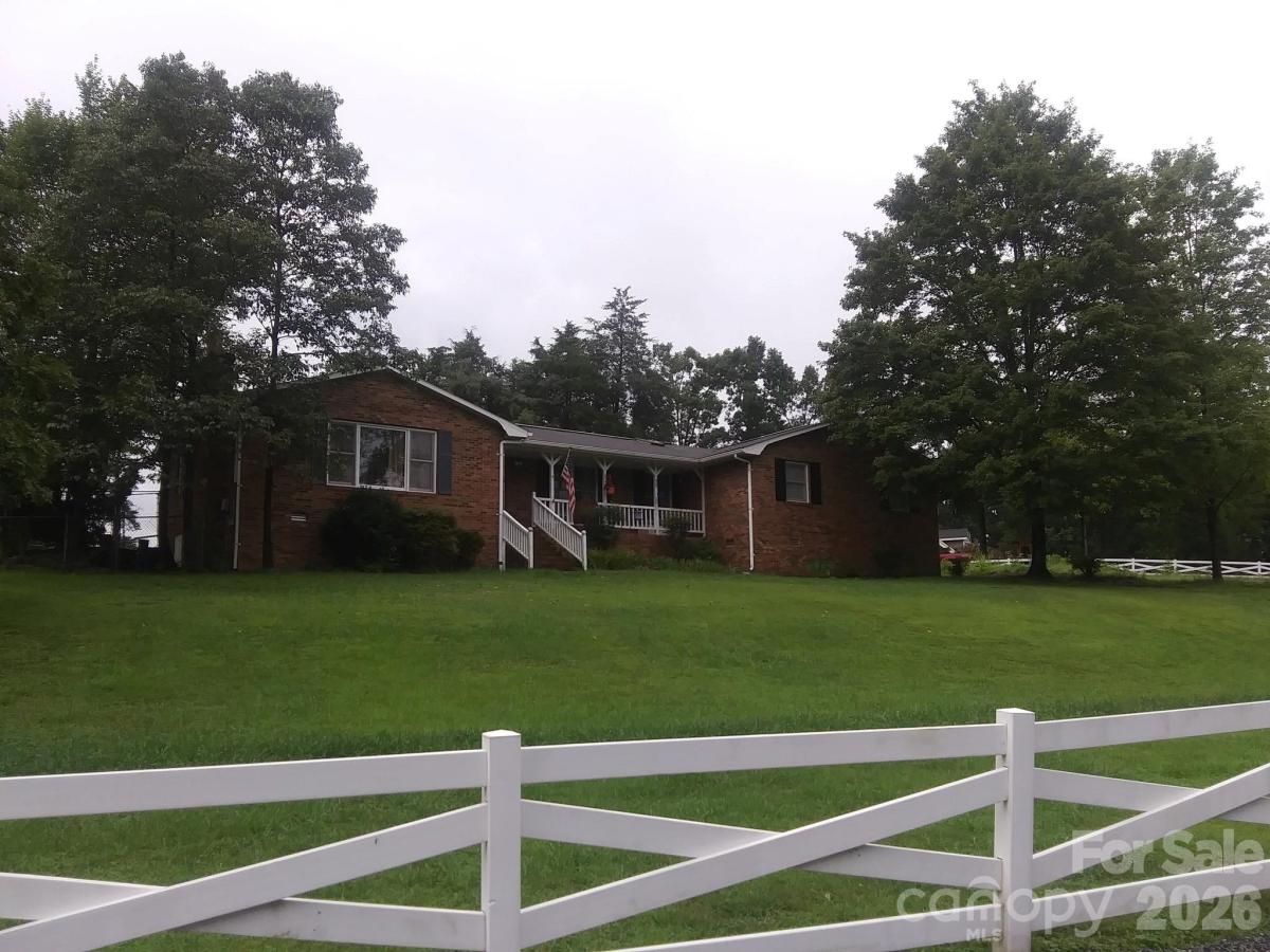 MLS #CAR4420609 image #0