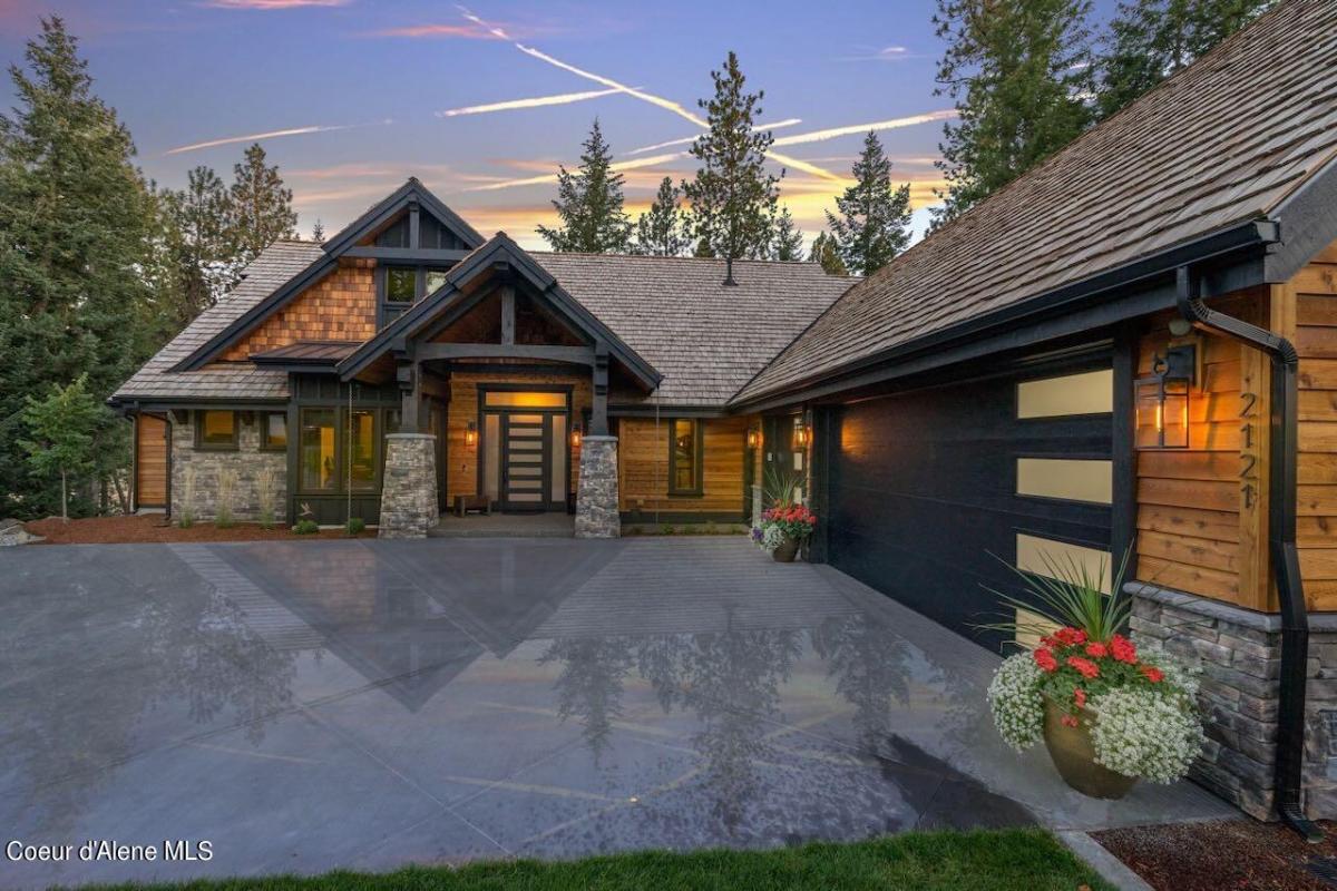 MLS #24-9325 image #0