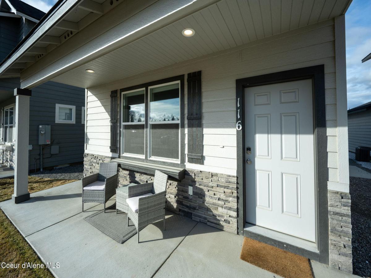 MLS #25-1737 image #0